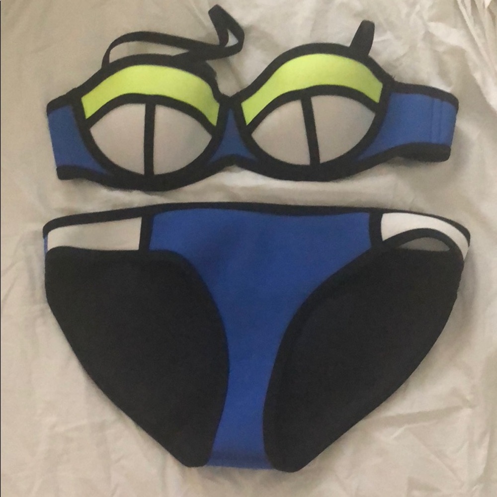 Triangl Bikini